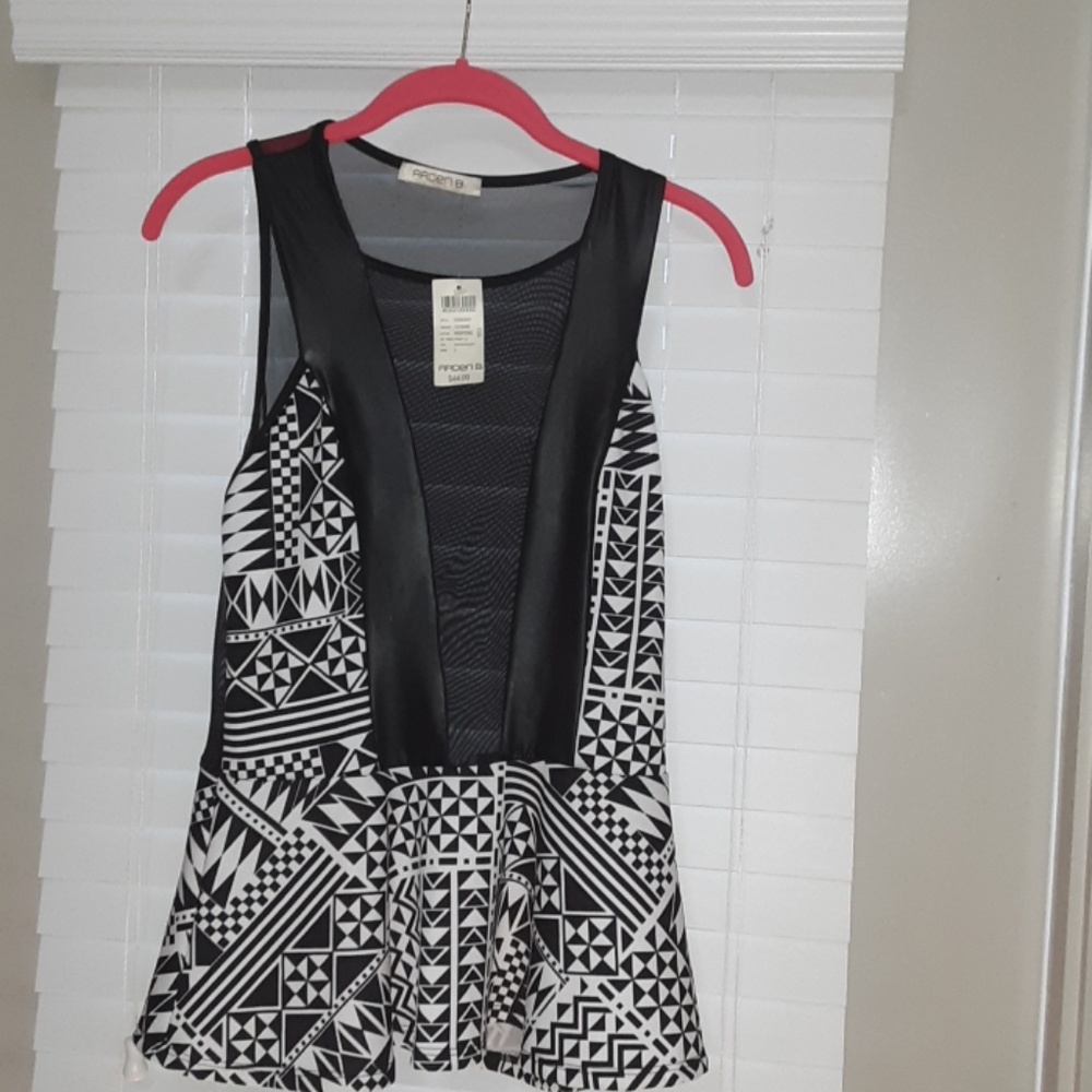 Peplum Top NWT